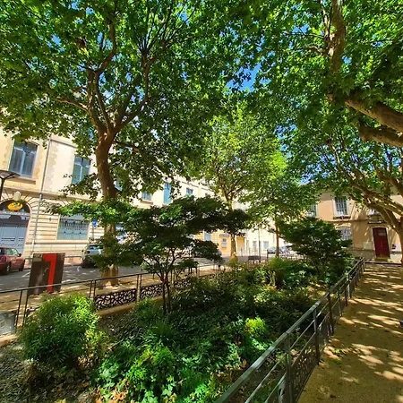 - Centre - Terrasse - Menage, Draps, Serviettes Inclus - * Carcassonne